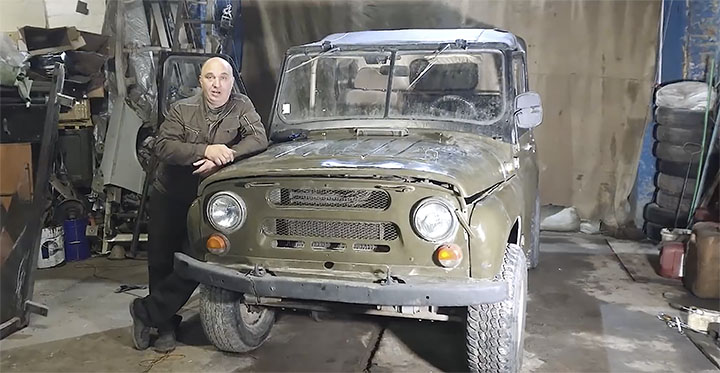 Mercedes-Benz G-Class bằng băng tuyết