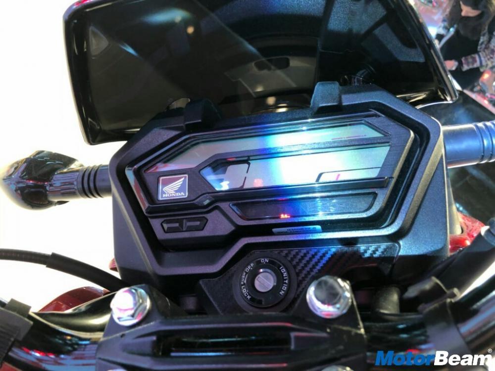 Honda XBlade 160 Giá mềm đối thủ nặng ký của Suzuki Gixxer 150