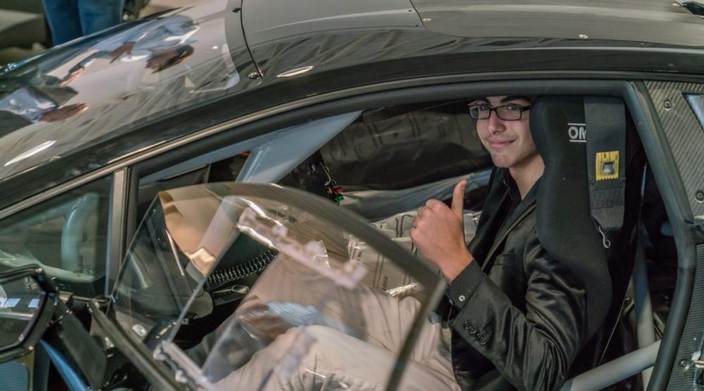 Bộ sưu tập xe đua của thiếu gia 14 tuổi có thêm Lamborghini Huracan Super Trofeo Evo