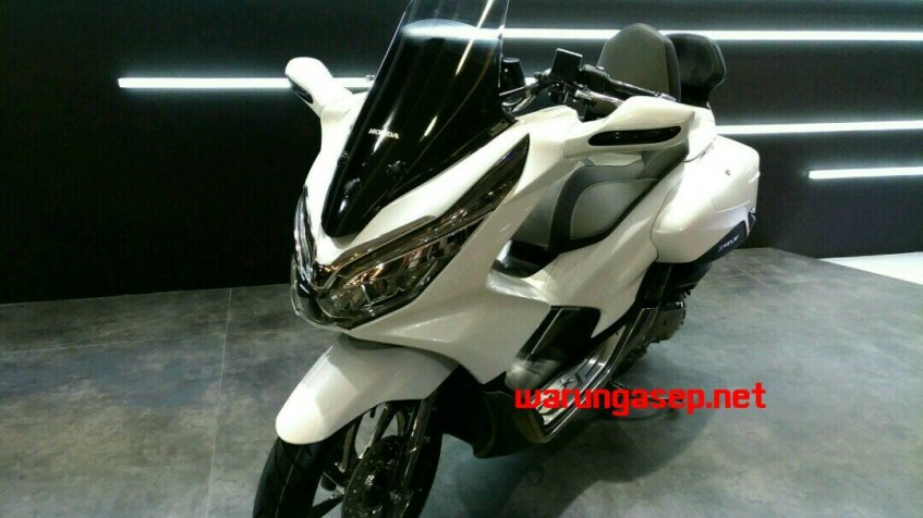 Honda bất ngờ tung ra Honda PCX 150 Touring cực đẹp