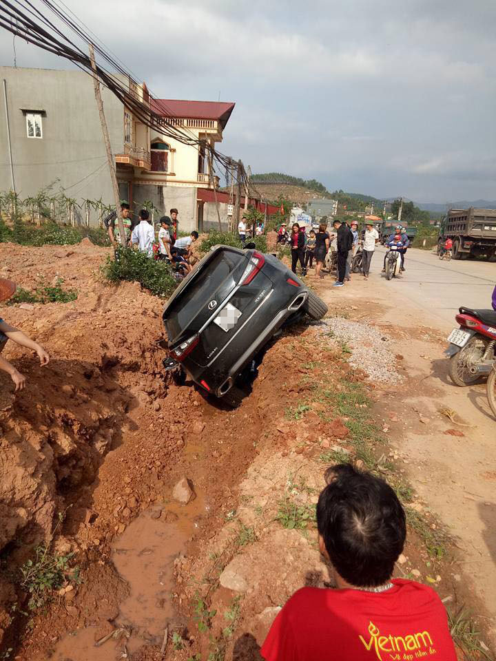 Tai nạn Lexus RX Tai nạn Lexus RX