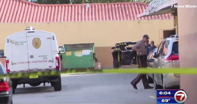 Kết đắng cho người mẹ nhốt con trong xe ô tô để đi làm đẹp