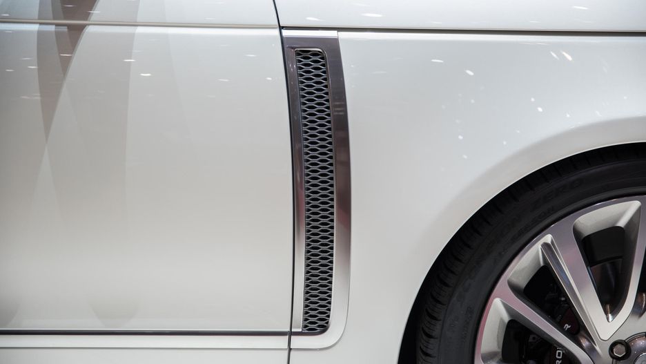 Range Rover SV Coupe  Range Rover SV Coupe