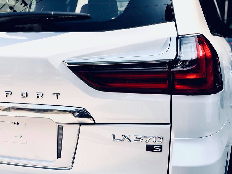 Lexus LX570 Super Sport 2018