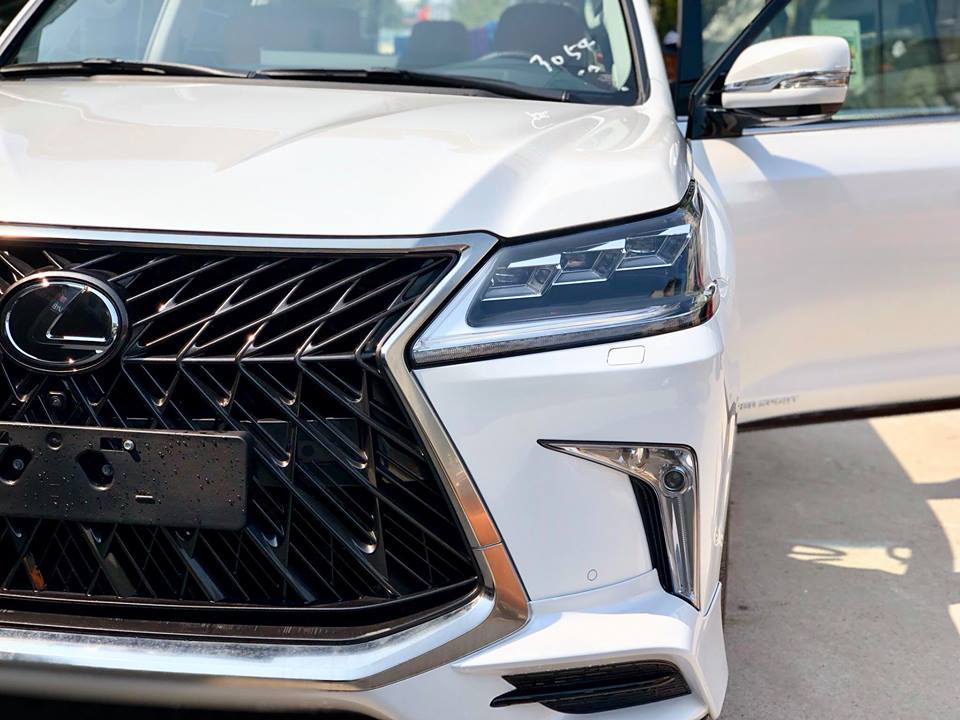 LX570 Super Sport 2018