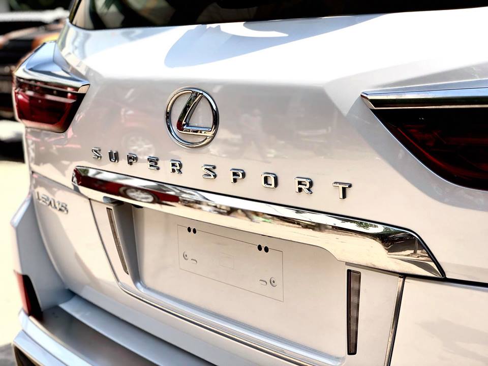 Lexus LX570 Super Sport 2018 