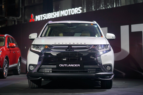 Cập nhật giá xe Mitsubishi trong tháng 03/2018 Cập nhật giá xe Mitsubishi trong tháng 03/2018