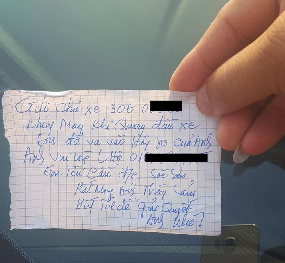 Hành động hiếm thấy sau khi làm móp đuôi Mazda 6