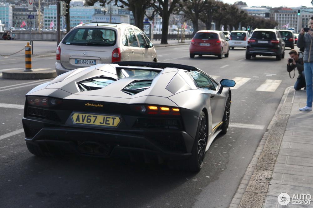 &nbsp;Lamborghini Aventador S LP740-4 
