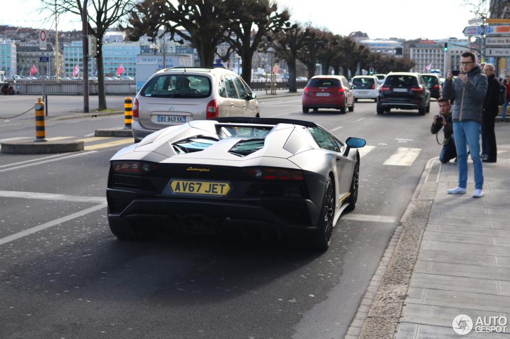 &nbsp;Lamborghini Aventador S LP740-4 