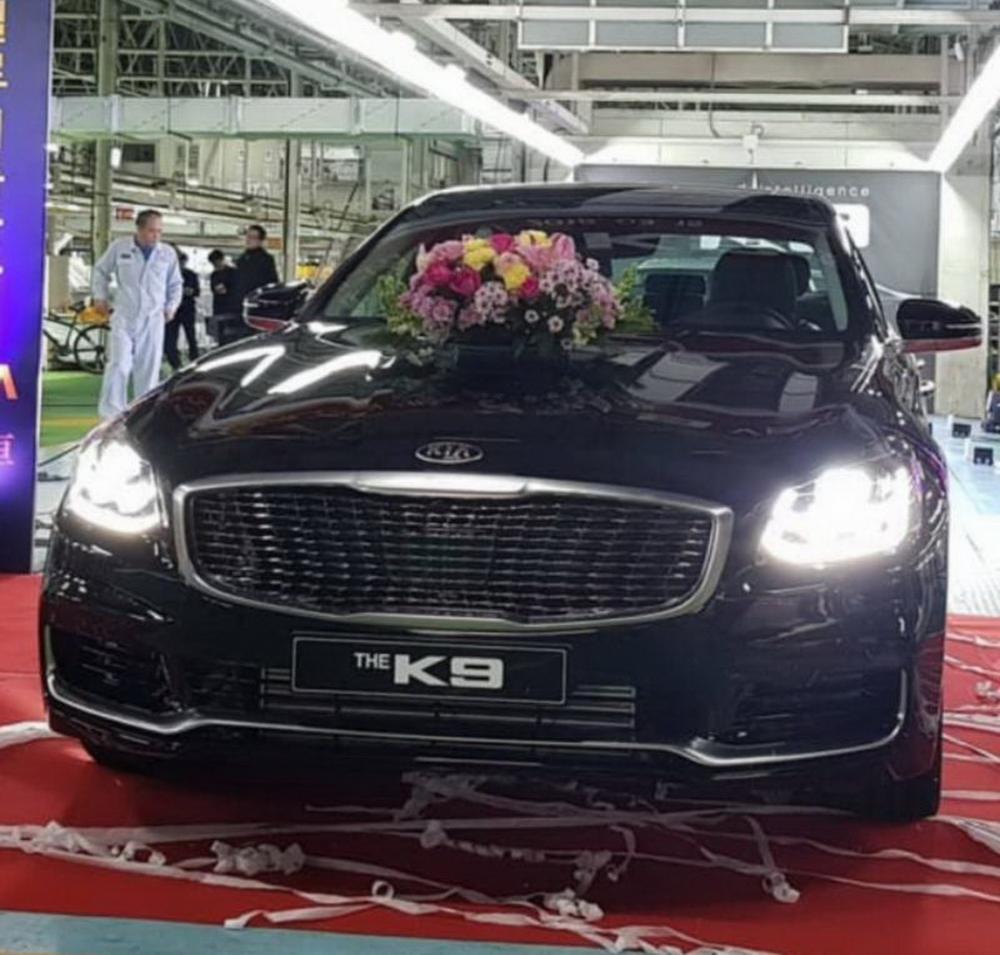 Kia K900 2019