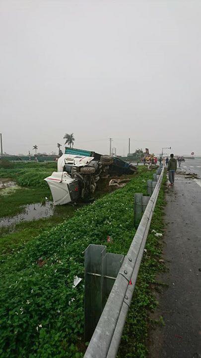 Tai nạn Hyundai Grand i10 Tai nạn Hyundai Grand i10