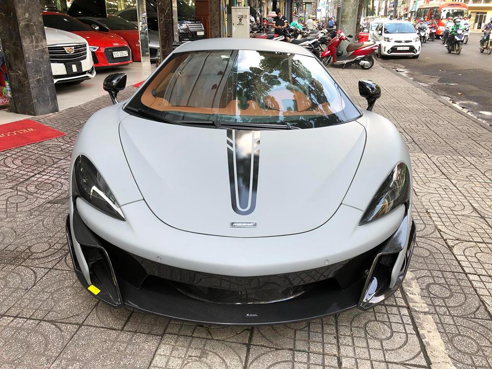 McLaren 570S