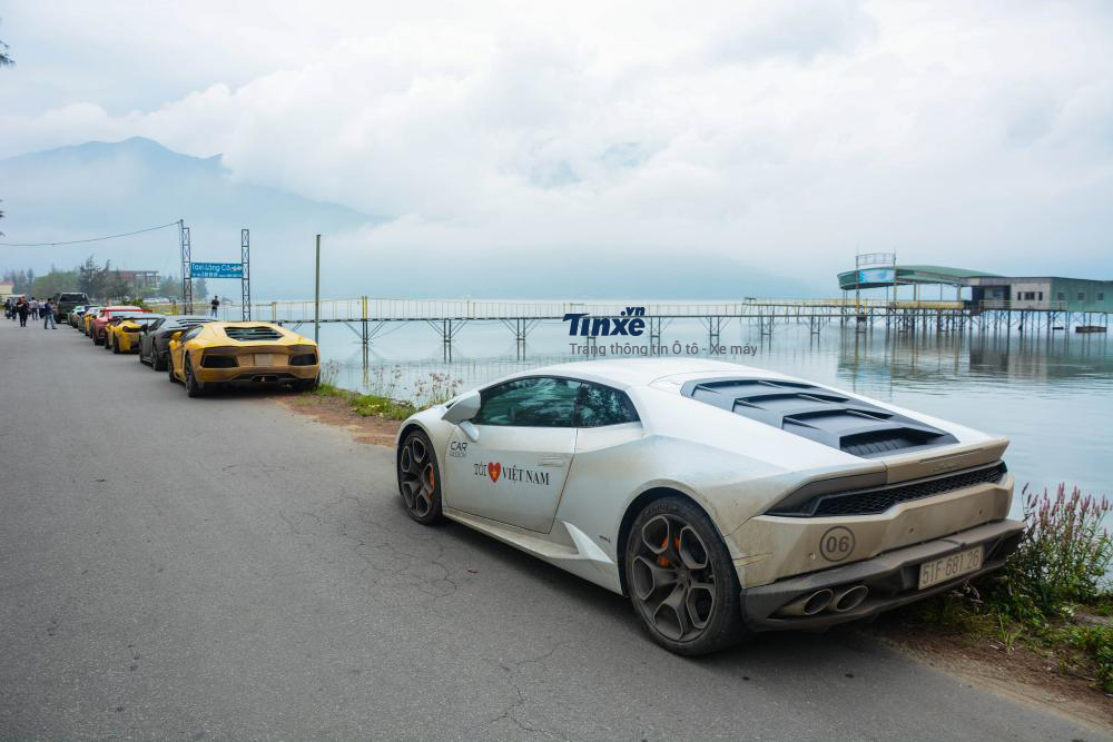 Siêu xe Lamborghini Huracan LP610-4 này thuộc diện phân phối chính hãng