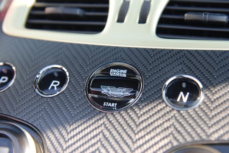 Aston Martin Vanquish Zagato Volante Aston Martin Vanquish Zagato Volante