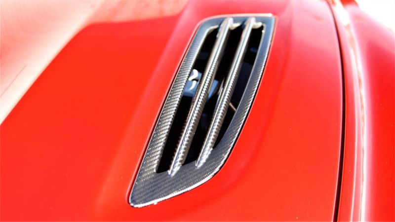 Aston Martin Vanquish Zagato Volante Aston Martin Vanquish Zagato Volante