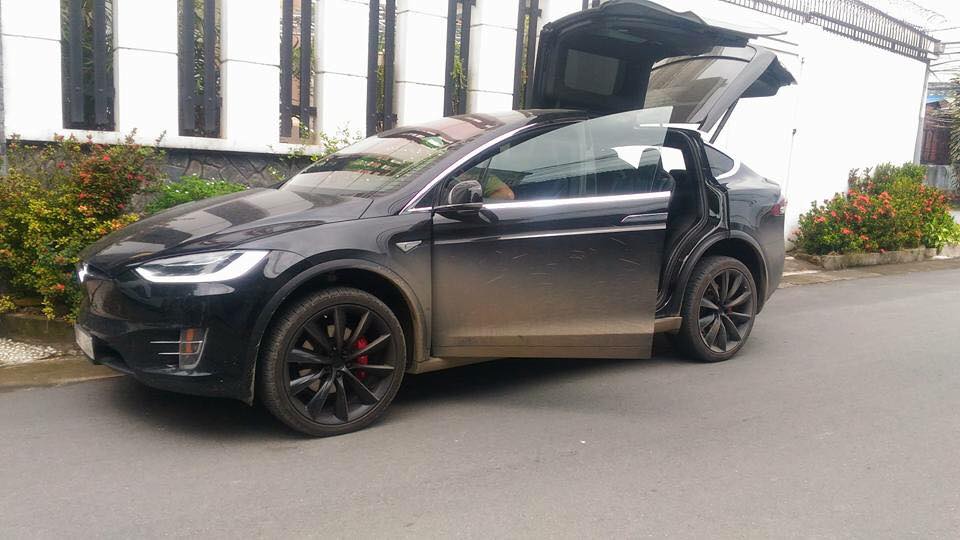 Tesla Model X P100D 