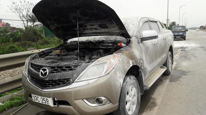 Cảnh báo nguy cơ cháy nổ xe ô tô, xe máy