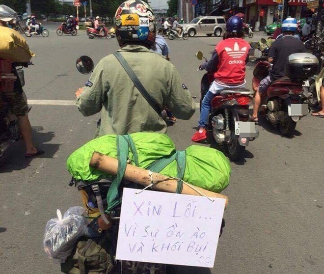 Câu chuyện hài hước về nữ ninja và những tấm biển báo biết nói Câu chuyện hài hước về nữ ninja và những tấm biển báo biết nói