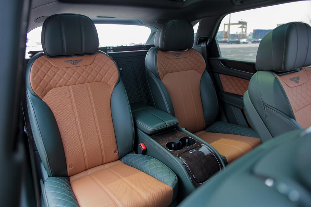 Bentley Bentayga Onyx Edition Bentley Bentayga Onyx Edition