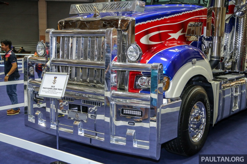 Mack Super-Liner Mack Super-Liner