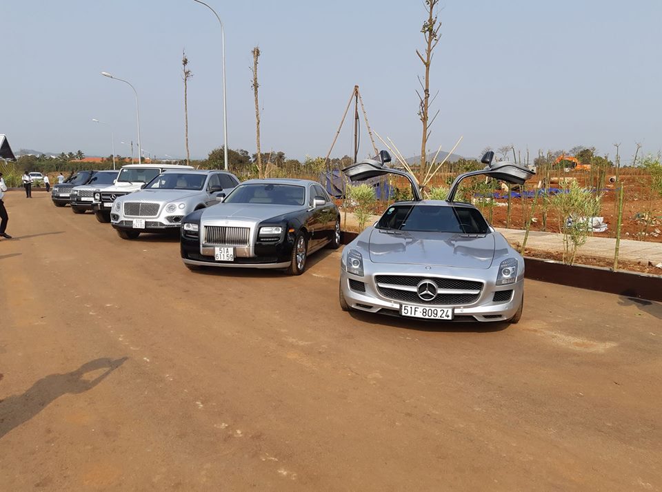 Mercedes-Benz SLS AMG