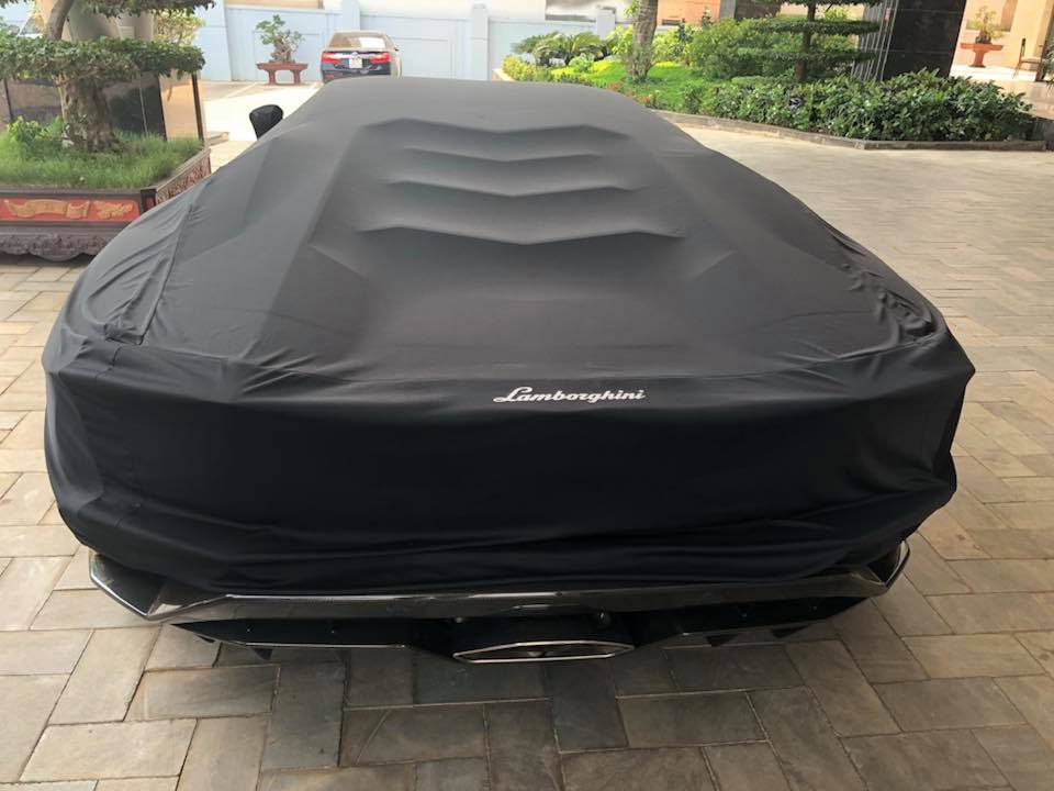 &nbsp;Lamborghini Aventador S LP740-4