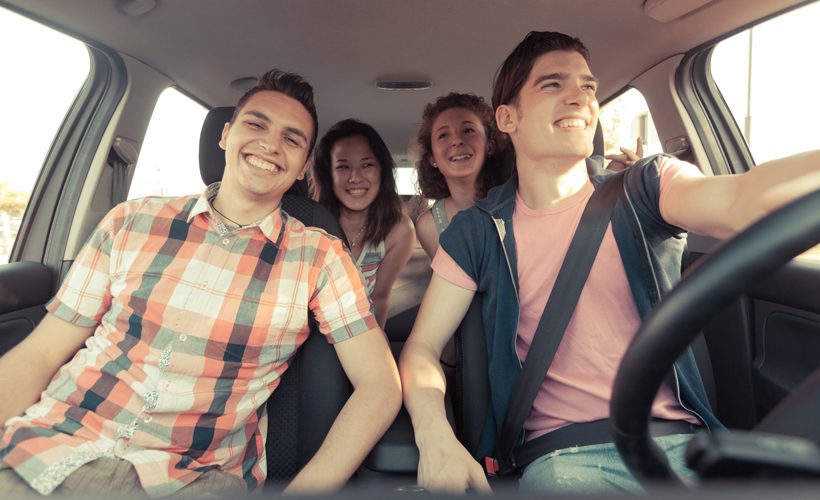 Quy tắc ngồi xe ô tô mà một người lịch sự nên biết Quy tắc ngồi xe ô tô mà một người lịch sự nên biết