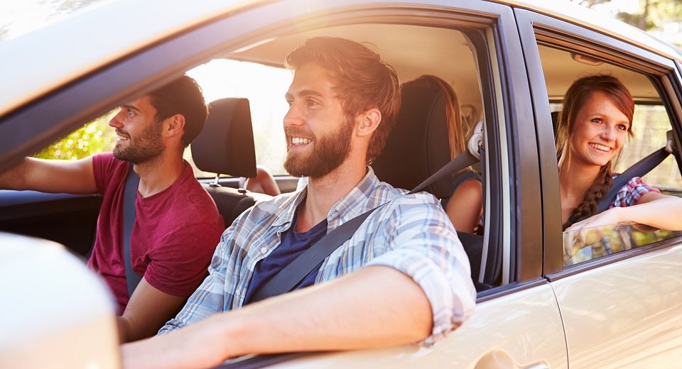 Quy tắc ngồi xe ô tô mà một người lịch sự nên biết Quy tắc ngồi xe ô tô mà một người lịch sự nên biết