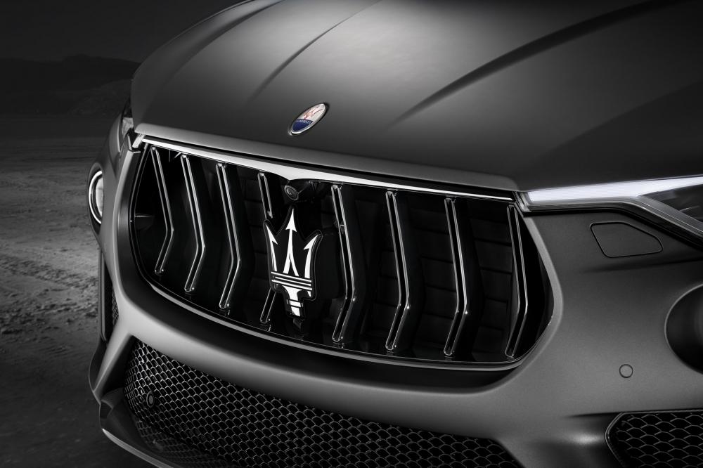 Trofeo sẽ trở thành mẫu Levante đầu tiên được lắp đặt hệ thống Integrated Vehicle Control. Nhà sản xuất xe Ý nói rằng nó sẽ cung cấp “một trải nghiệm lái Maserati chân thực” bằng cách ngăn chặn xe bất ổn định thay vì sửa chữa vấn đề sau khi chúng xảy ra. Trofeo sẽ trở thành mẫu Levante đầu tiên được lắp đặt hệ thống Integrated Vehicle Control. Nhà sản xuất xe Ý nói rằng nó sẽ cung cấp “một trải nghiệm lái Maserati chân thực” bằng cách ngăn chặn xe bất ổn định thay vì sửa chữa vấn đề sau khi chúng xảy ra.