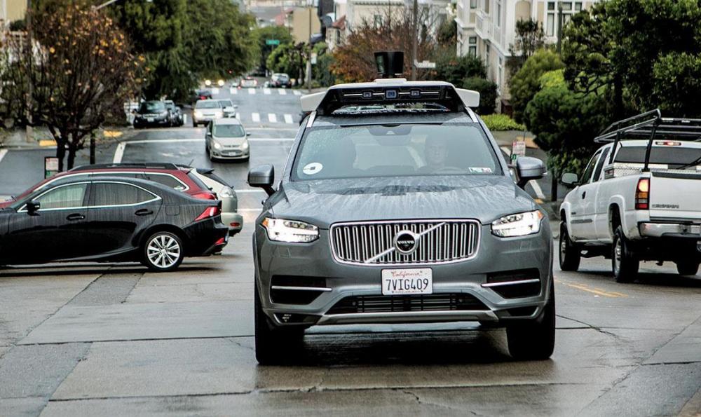 Vụ xe tự lái đâm chết người: Uber đã ngắt hệ thống chống va chạm