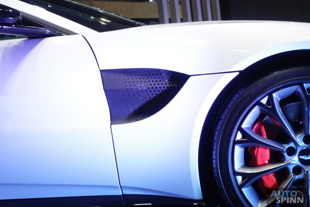 Aston Martin V8 Vantage 2018 Aston Martin V8 Vantage 2018