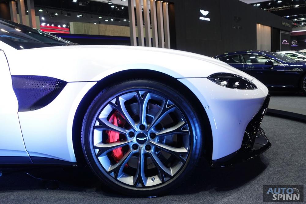 Aston Martin V8 Vantage 2018 Aston Martin V8 Vantage 2018