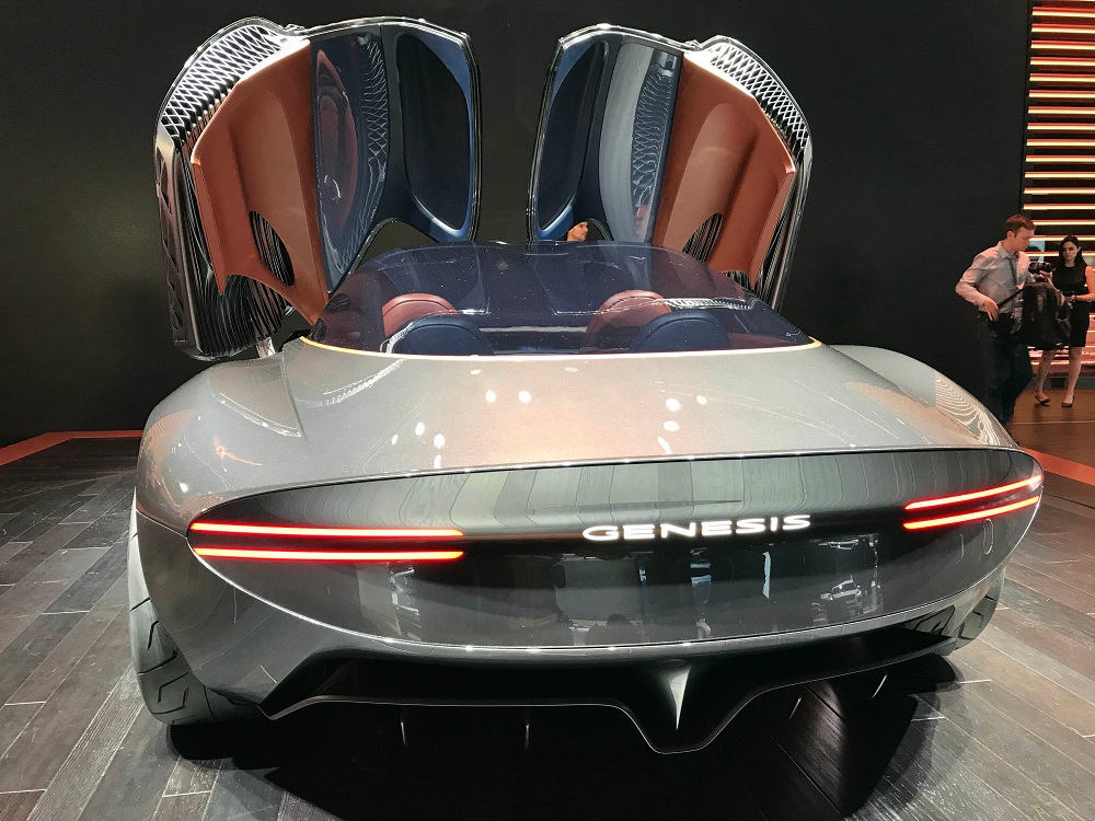 Genesis Essentia Genesis Essentia