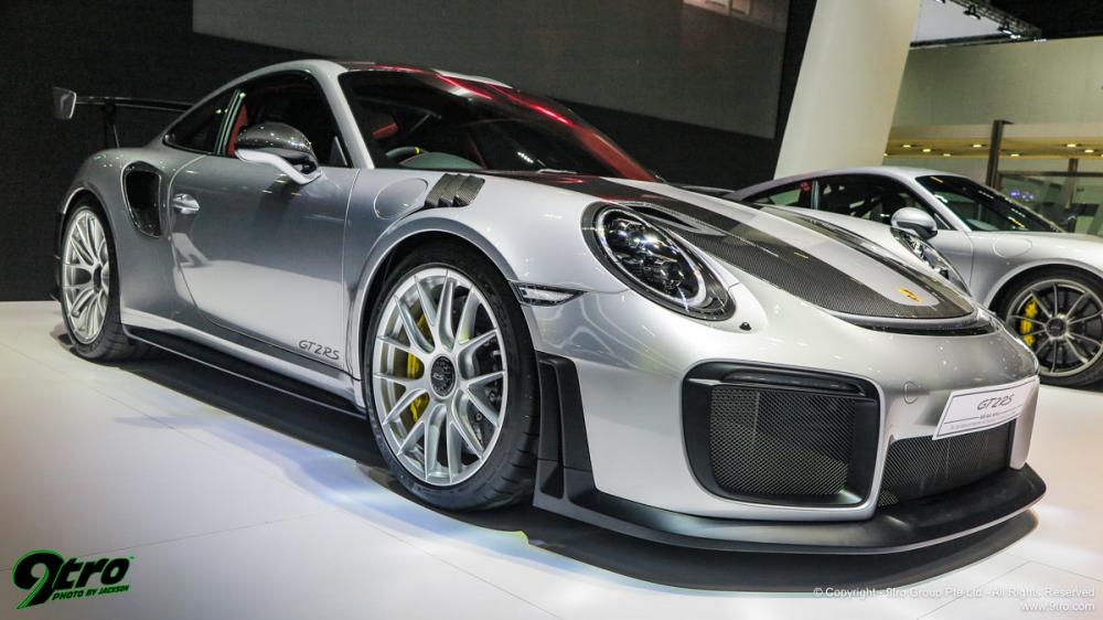 Porsche 911 GT2 RS 2018 Porsche 911 GT2 RS 2018