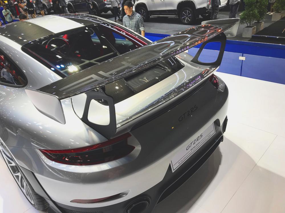 Porsche 911 GT2 RS 2018 Porsche 911 GT2 RS 2018