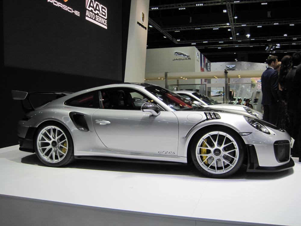 Porsche 911 GT2 RS 2018 Porsche 911 GT2 RS 2018
