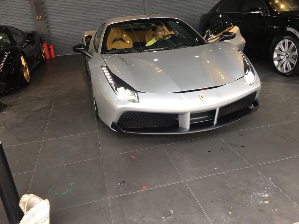 Ferrari 488 GTB Ferrari 488 GTB