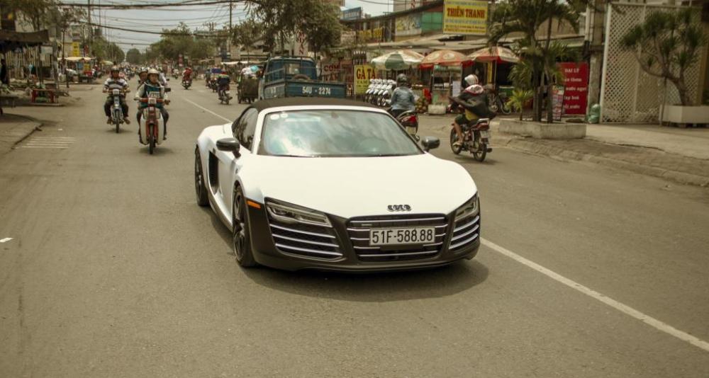 Audi R8 V10 Spyder Audi R8 V10 Spyder