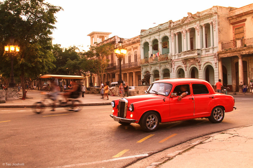 Cuba: Thiên đường xe cổ và câu chuyện mua bán ô tô khác lạ