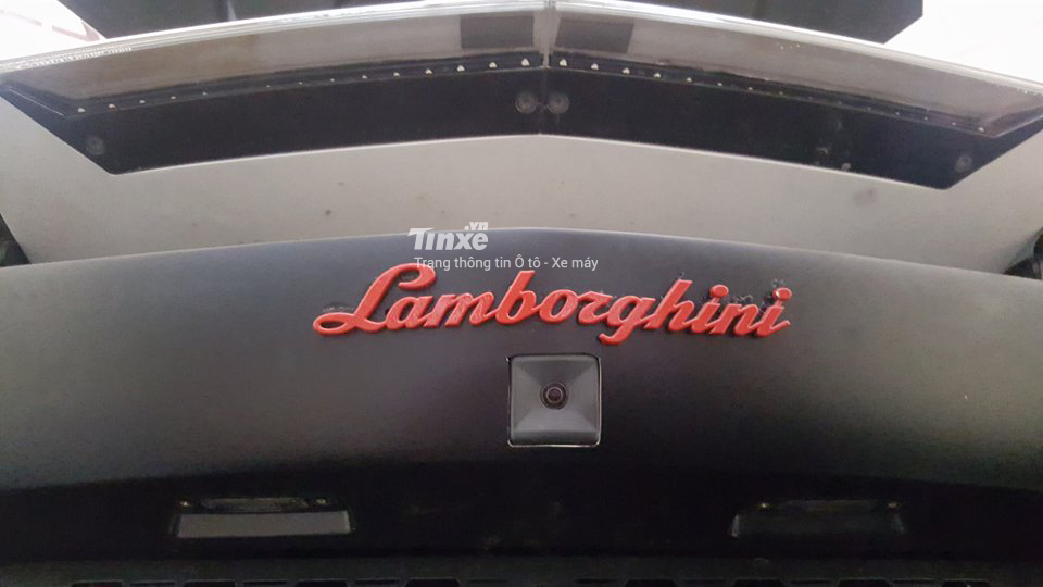 Lamborghini Aventador