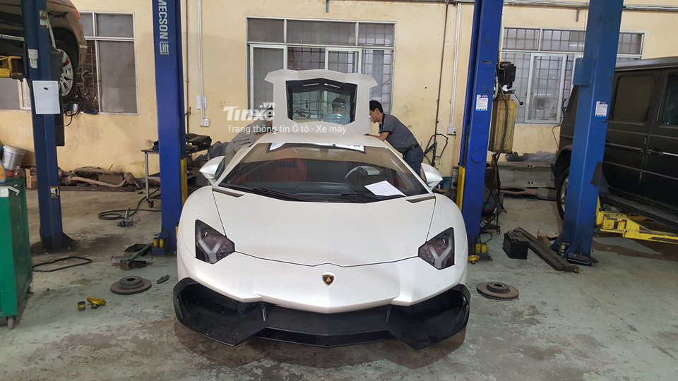 Lamborghini Aventador LP720-4 50º Anniversario