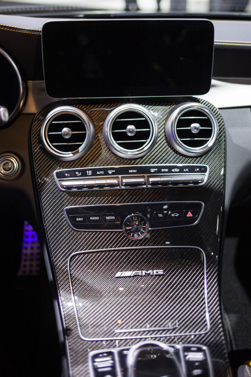 xe có đồng hồ analog