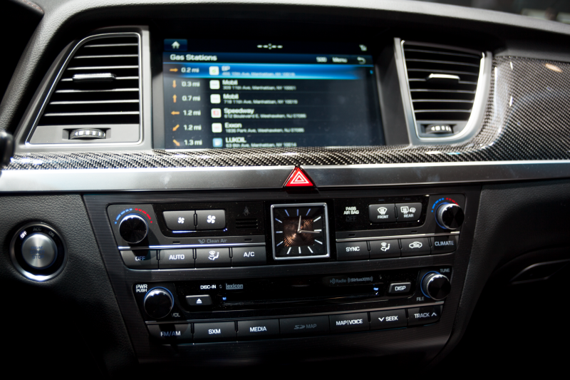 xe có đồng hồ analog