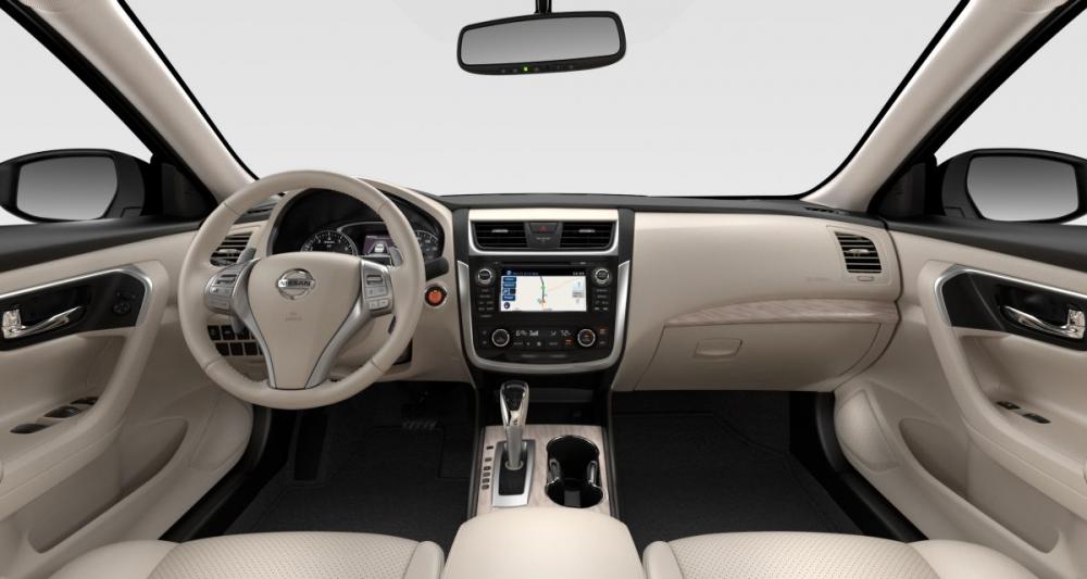 Nissan Teana giảm giá