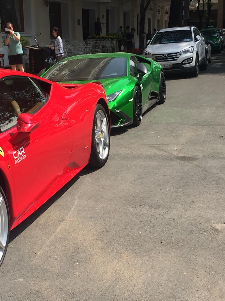 Ferrari 458 Italia cùng Lamborghini Huracan khoe dáng tại Sài thành vào cuối tuần Ferrari 458 Italia cùng Lamborghini Huracan khoe dáng tại Sài thành vào cuối tuần