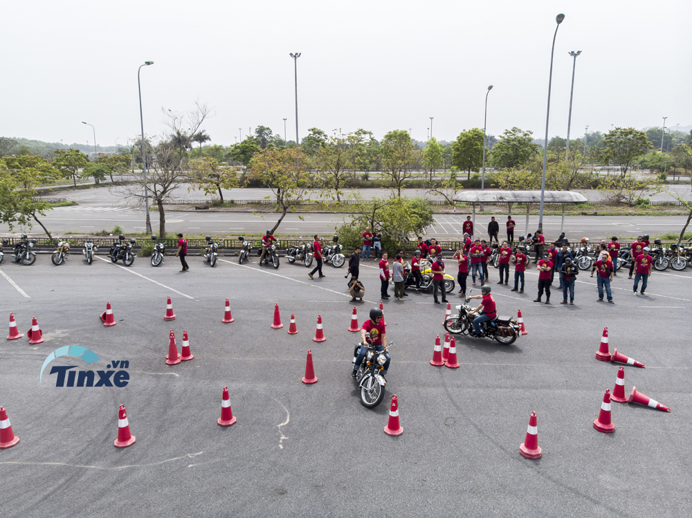 royal-enfield-one-ride-ngay-hoi-xe-classic