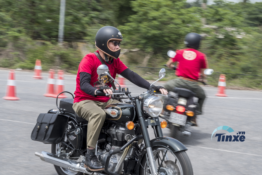 royal-enfield-one-ride-ngay-hoi-xe-classic