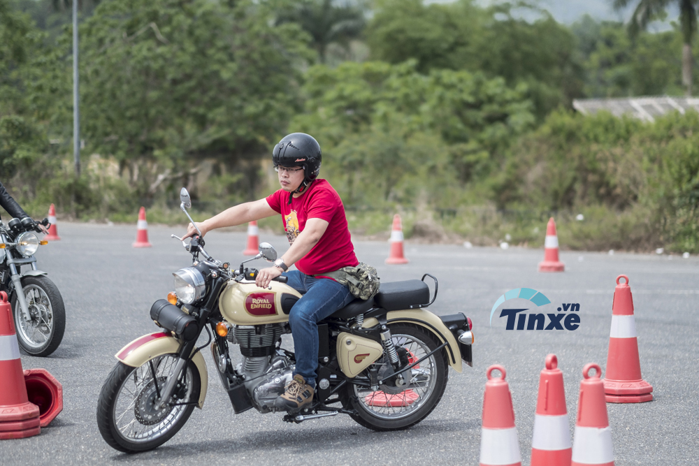 royal-enfield-one-ride-ngay-hoi-xe-classic