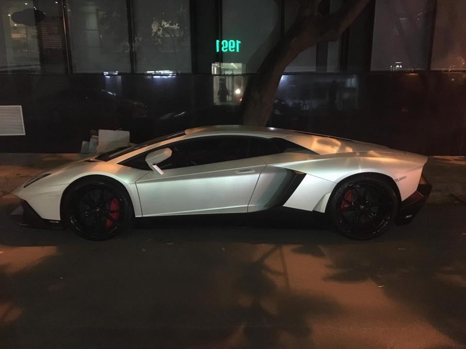 Lamborghini Aventador độ body kit LP720-4 50º Anniversario tái xuất tại Hà Nội